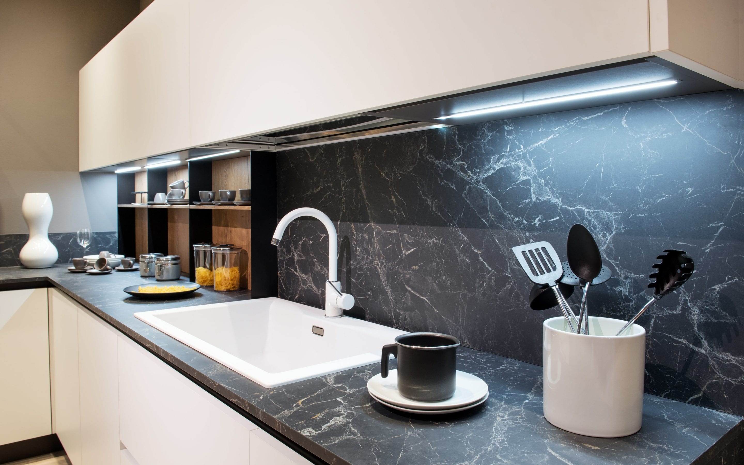 The Importance of a Backsplash