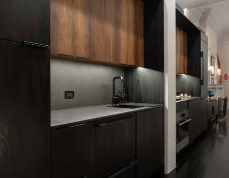 05_done_ Black kitchen