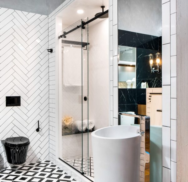 Checkered Bathroom Manhattan